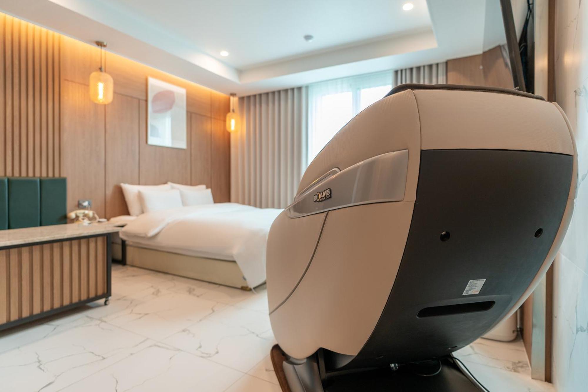 Jecheon Hound Hotel Chech'ŏn Exterior foto